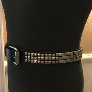 Divided 95 Studded Black Belt Size 32-34